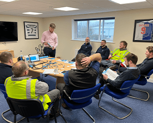 PCL's Kian Jones providing product training on PCL's AIRFORCE MK4 to the Thomas Graham team